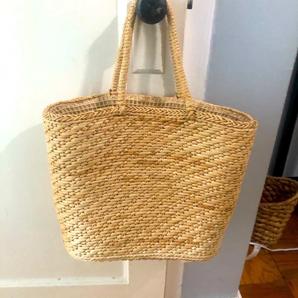 Straw Tote Bag with Mesh Net Top